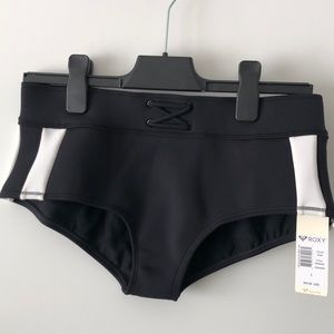 Roxy Lisa Andersen Mid Waist Swim Bottoms Black w/White Stripes Women’s Large